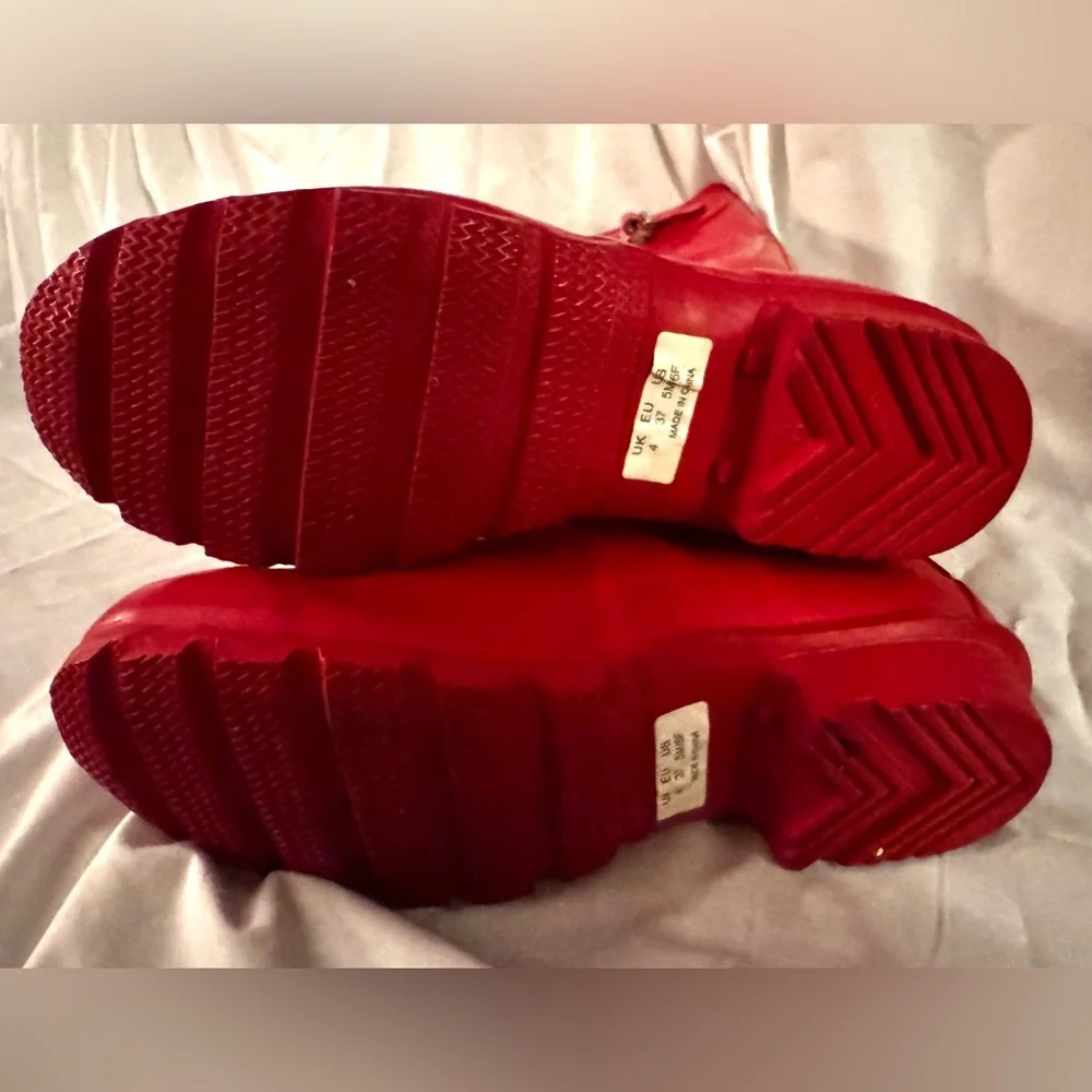 Hunter Glossy Red Tall Rain Boots with Buckle Detail - Picture 4 of 6